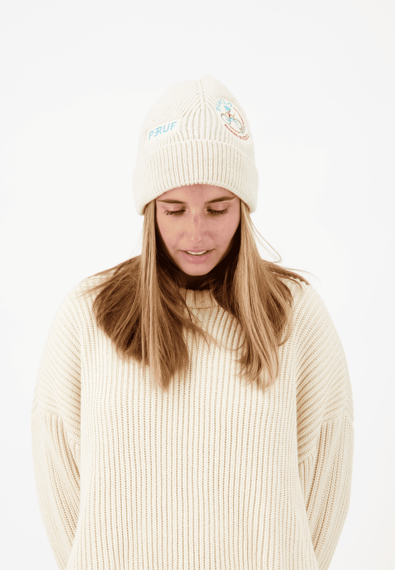 Bonnet_laine_made in europe_Club tina